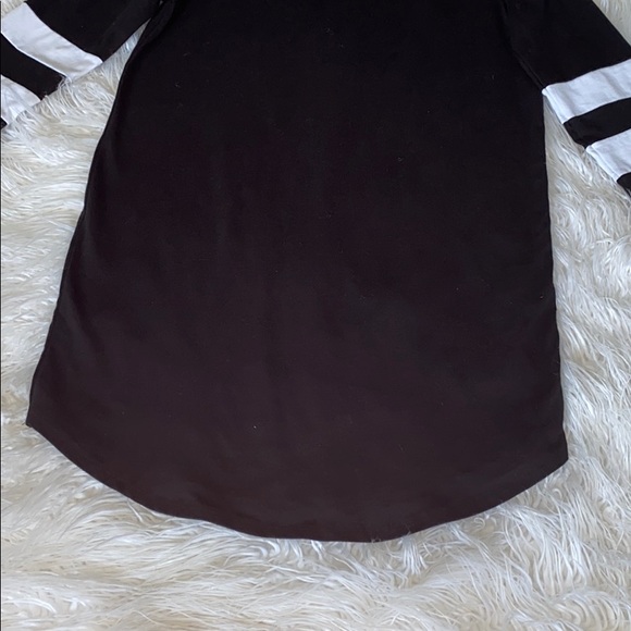 Forever 21 Sporty Dress - Picture 3 of 4